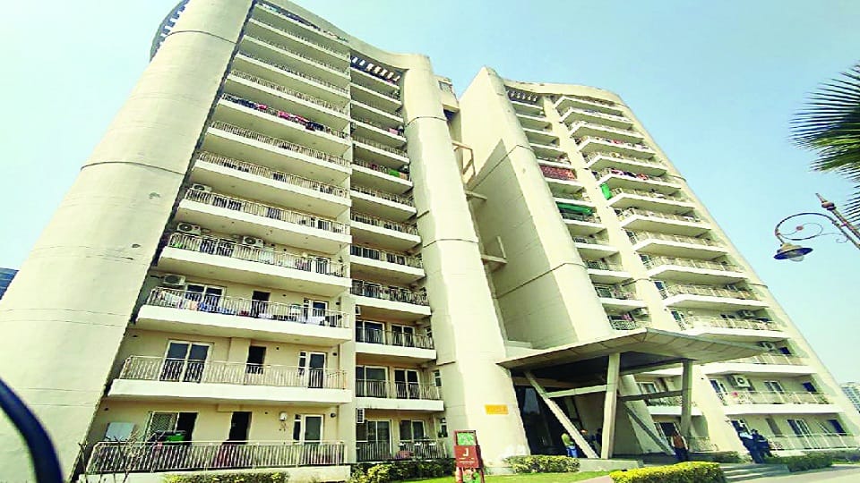 Faridabad class 10th student jump off 15th floor of his society alleges school of bullying for his sexuality