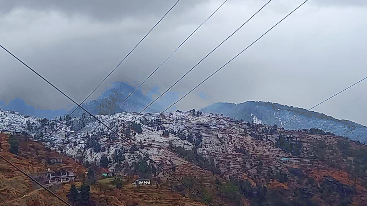 fresh snowfall in sirmour distric