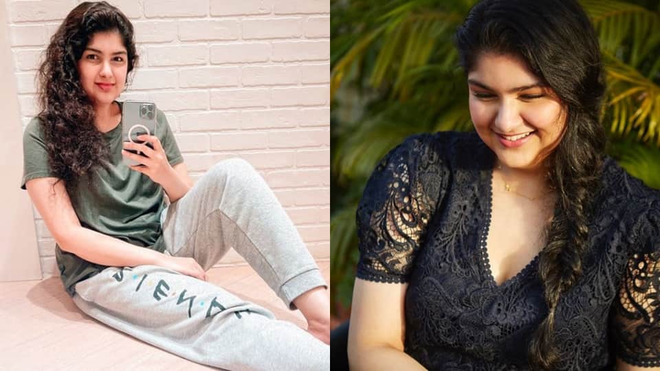 Anshula Kapoor shares mirror selfie after losing weight
