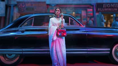 Gangubai Kathiawadi Movie Review in Hindi by Pankaj Shukla Sanjay Leela Bhansali Alia Bhatt Ajay Devgn Jayanti Lal Gada