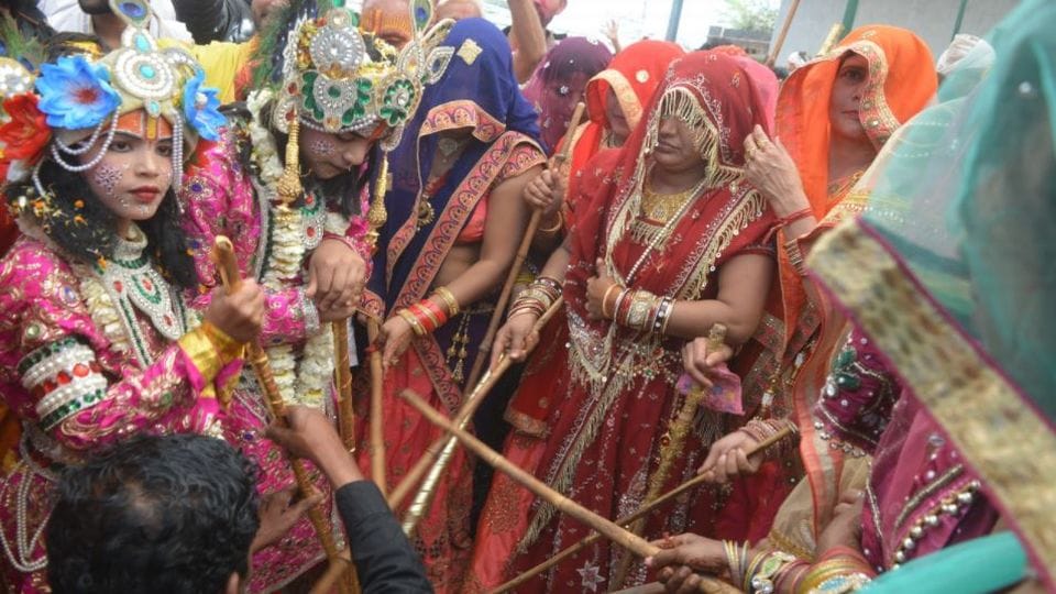 Braj Ki Holi Chhadi Mar Holi 2023 kab hai date tradition Holi In Mathura Gokul