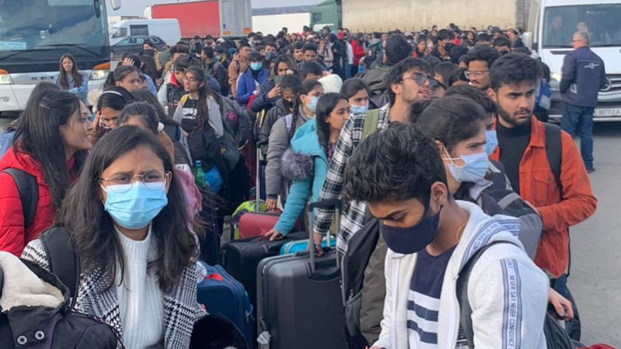 Minister Jitu Vaghani says nearly 2500 students from Gujarat stranded in Ukraine congress slammed BJP for inactiveness