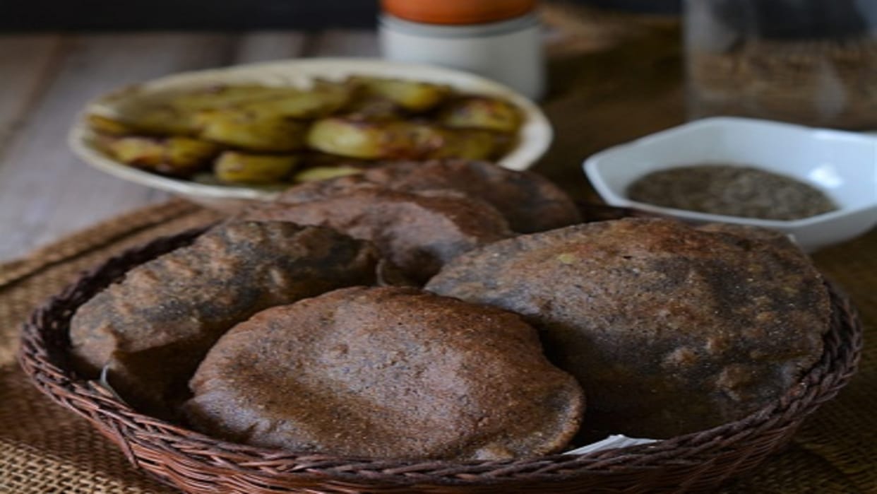 maha shivratri 2022 falahari kuttu ke aate ki kachori easy recipe with coriander