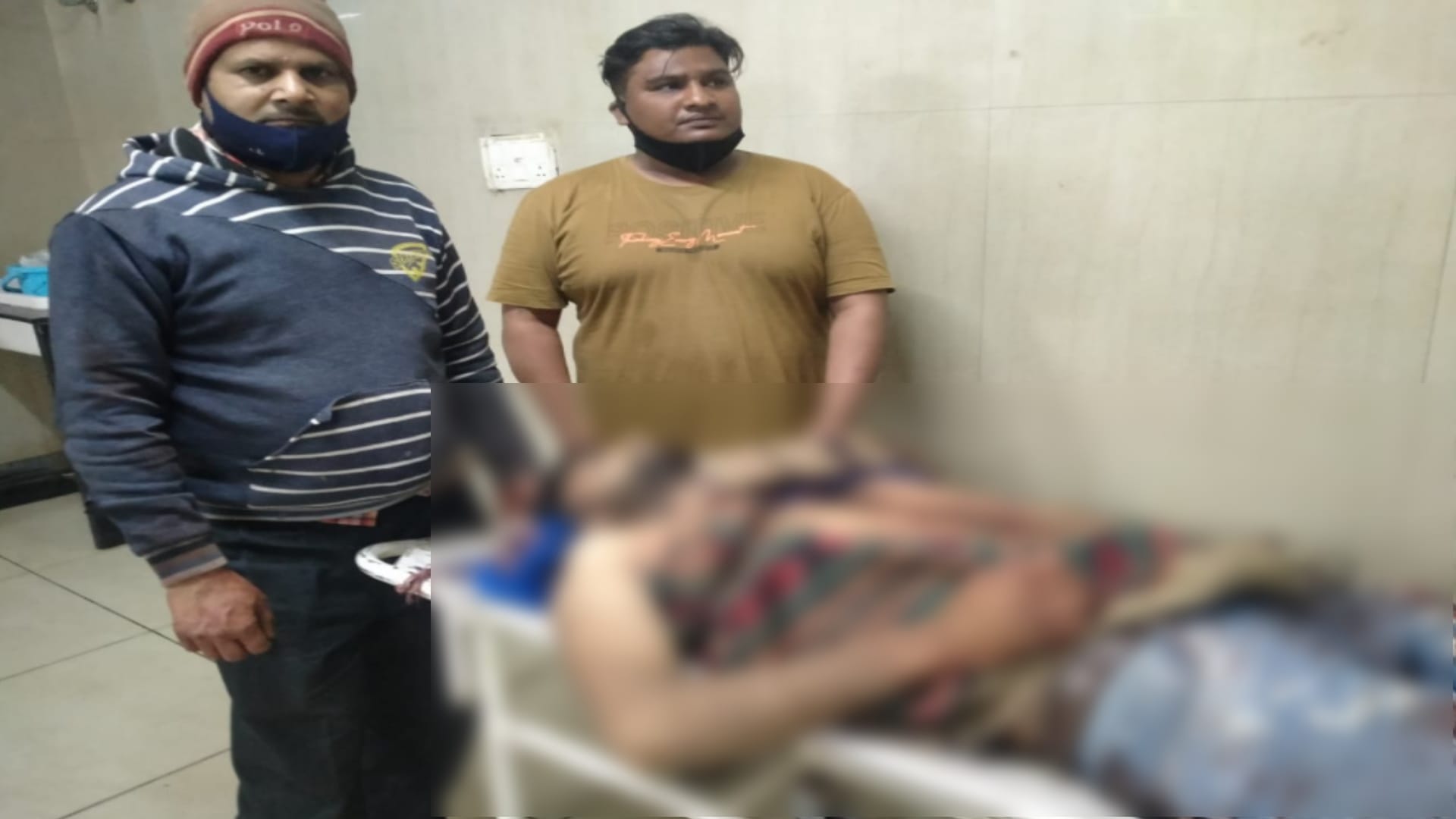 Pragatisheel Samajwadi Party Leader Sudhir was murdered by cousin brother in Shobhapur of Meerut