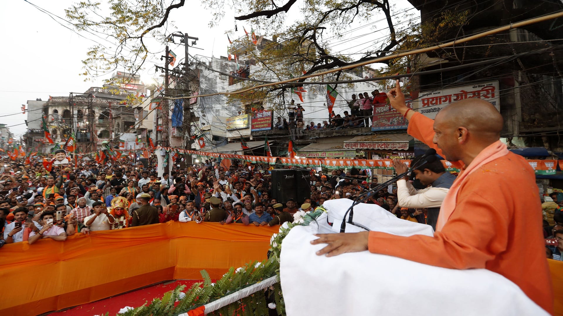 UP Election 2022: On the last day of campaigning, CM Yogi sheds strength through roadshow in Prayagraj