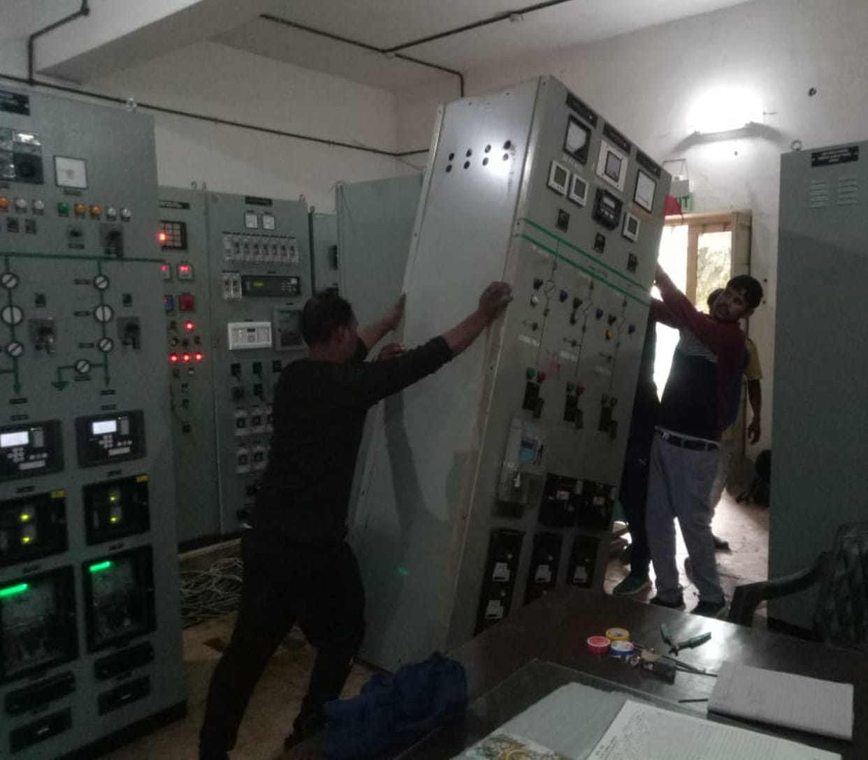 The electricity of 15 localities remained closed for nine hours.