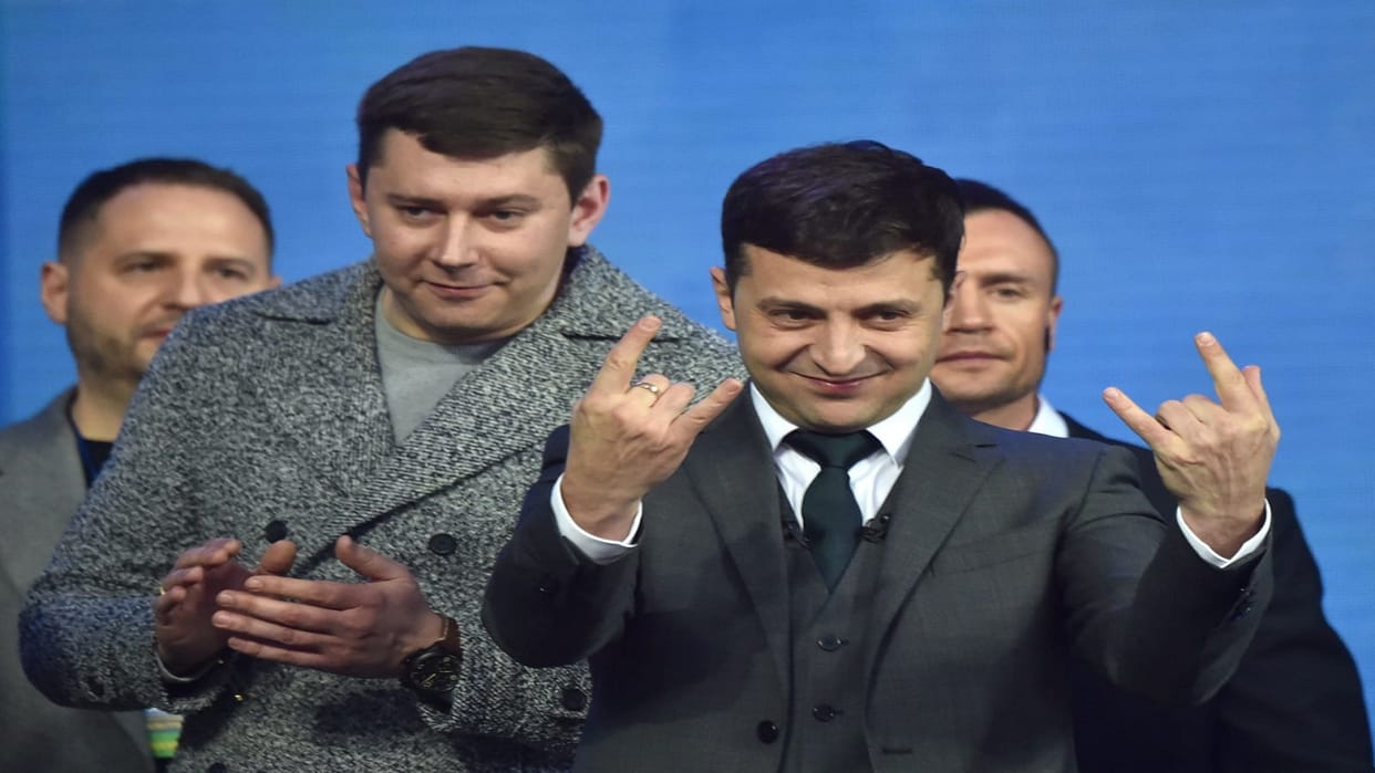 who is ukrainian president volodymyr zelensky the former comedian was elected in 2019 zelensky played character on servant of the People, know about him