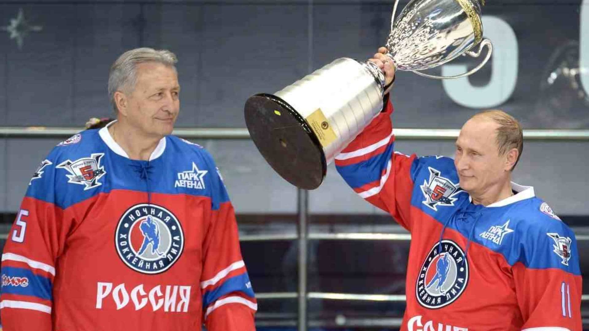 vladimir putin a judo black belt champion flies fighter jet luxurious lifestyle