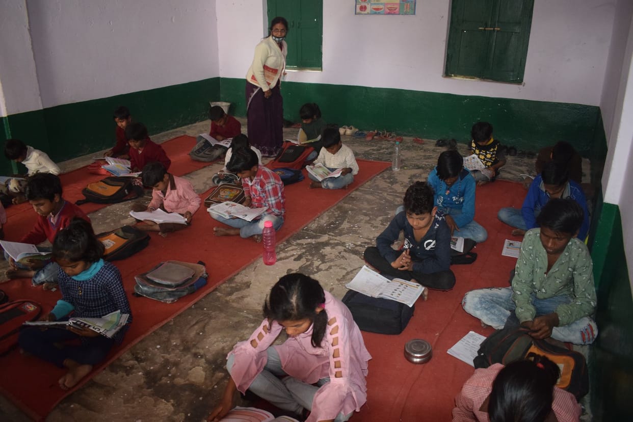 40 thousands students do not received fund for school uniform