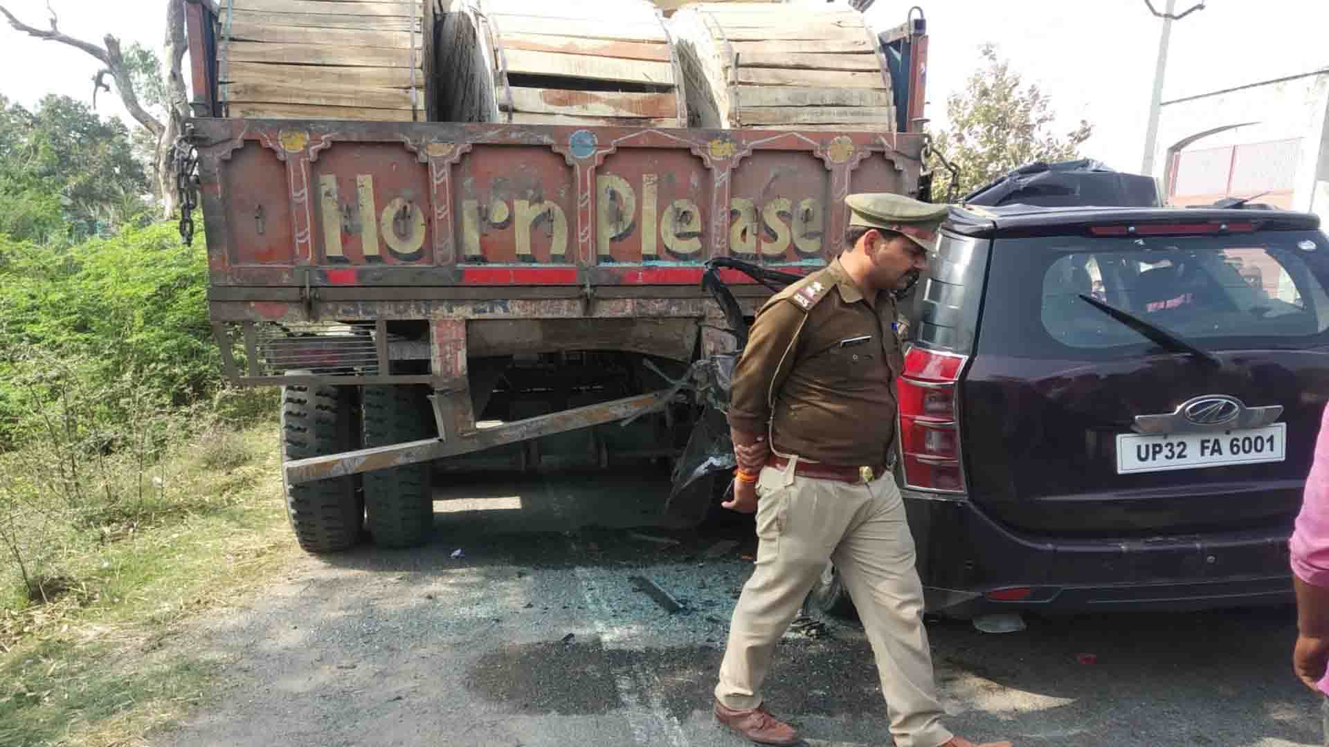 Big road accident in banda, Five friends Died