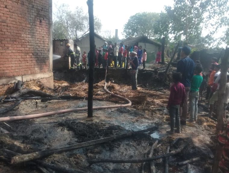 Five houses burnt by fire