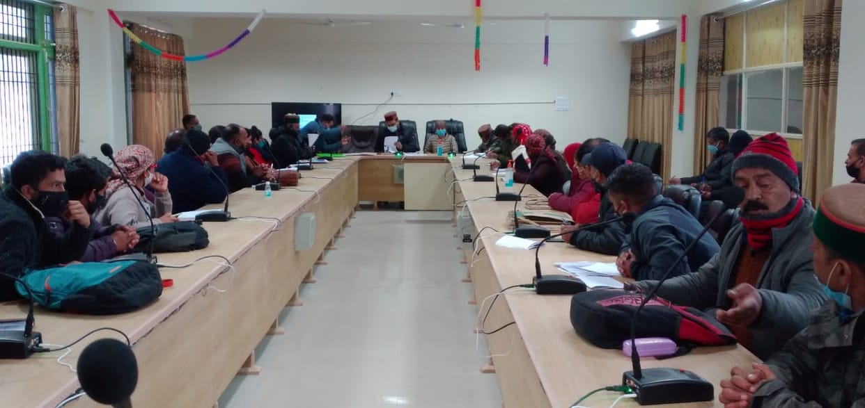 sdm rampur orders to panchyat pradhan done all work with in time