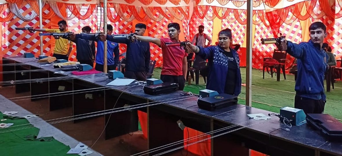 Shooters hit perfect targets