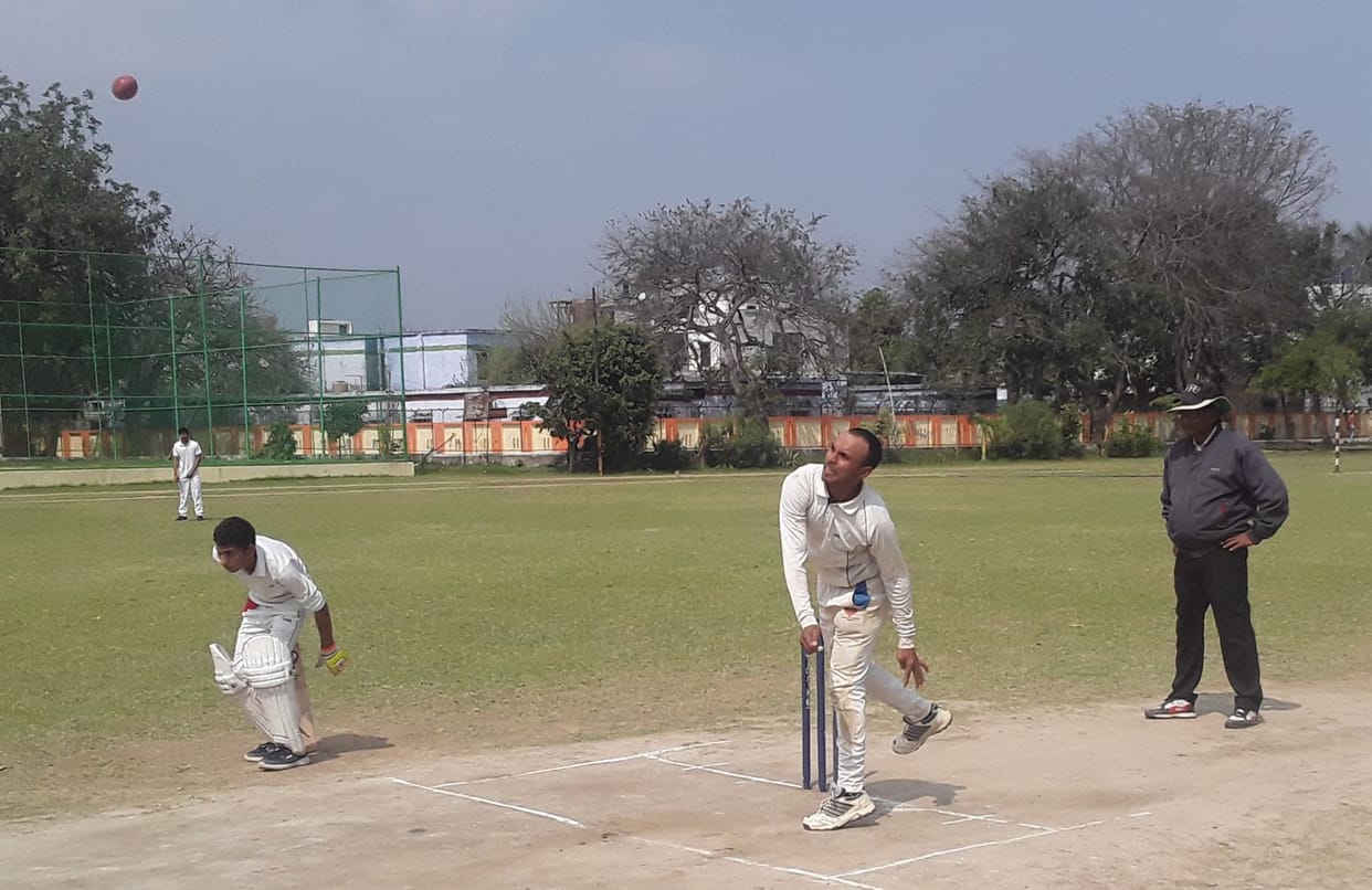 Red beat Blue XI by 21 runs