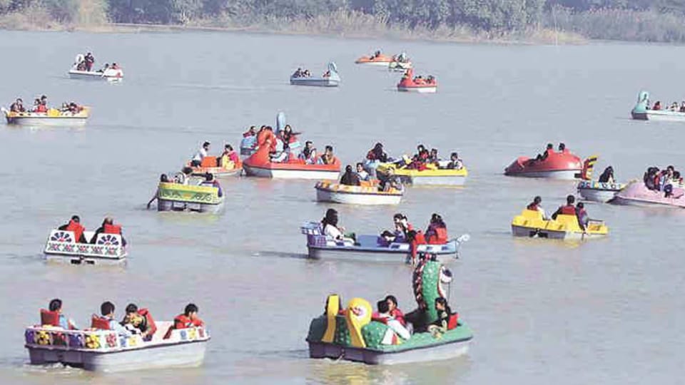 Chandigarh Tourism Department launches Mobile app for Six Tourism Places of city