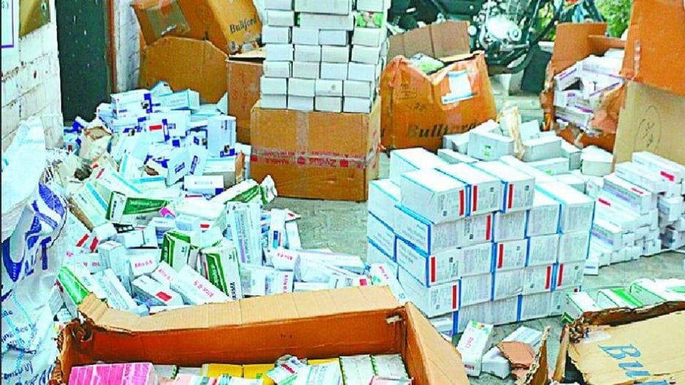 Delhi's narcotics team raided five medical stores, seized bills