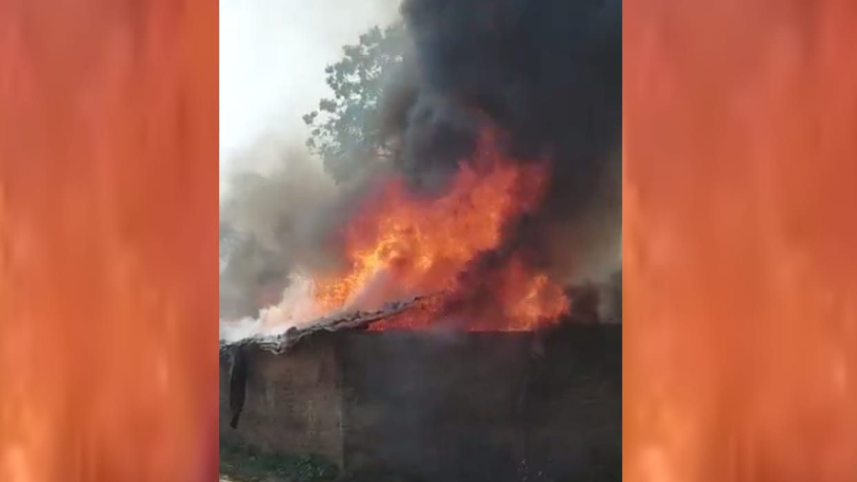 14 huts burnt to ashes in Gudamba in Lucknow.