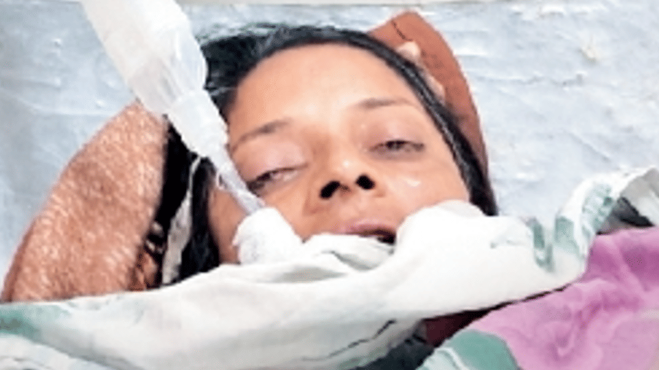 Alive UP Patient Declared Dead: Doctor sent patient for postmortem and husband finds out wife is alive