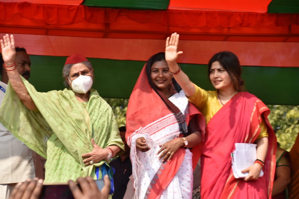 UP assembly election 2022  Jaya Bachchan and dimple yadav rally in jaunpur both called bhabhu herself said overthrow BJP government