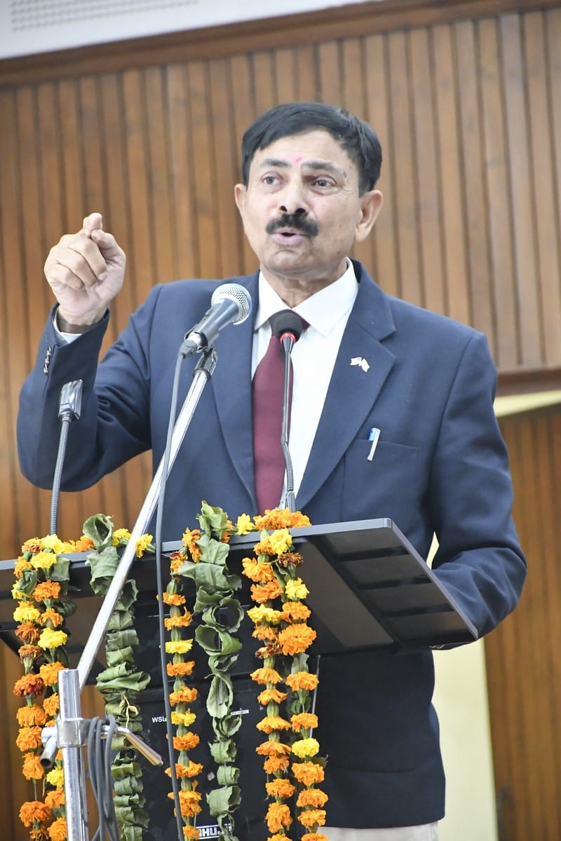 Pledge to stay away from drugs administered to students