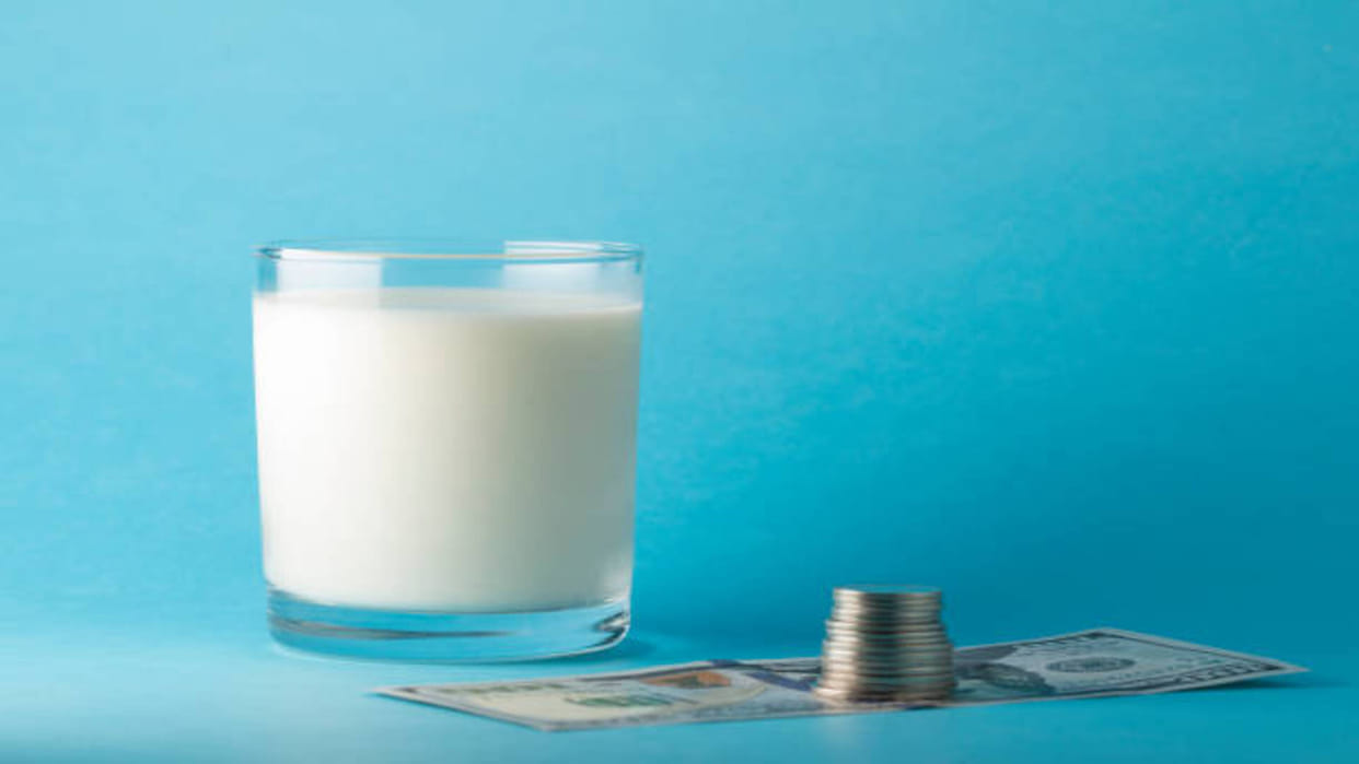 milk remedies to get wealth and devi lakshmi grace on your house