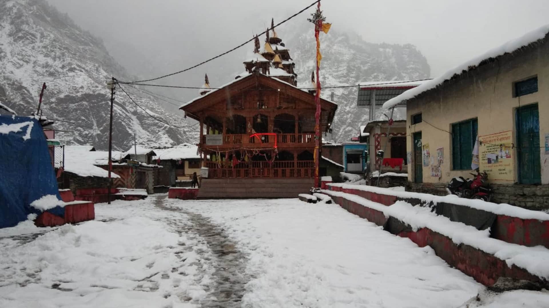 Snowfall in Uttarakhand Badrinath, Rain in Badrinath, snowfall on higher peaks, Weather, Weather Update