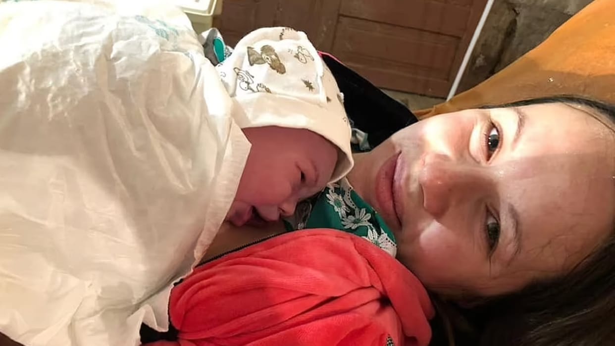 Russia-Ukraine War: A 23 year old Woman give birth to a child in the shelter home