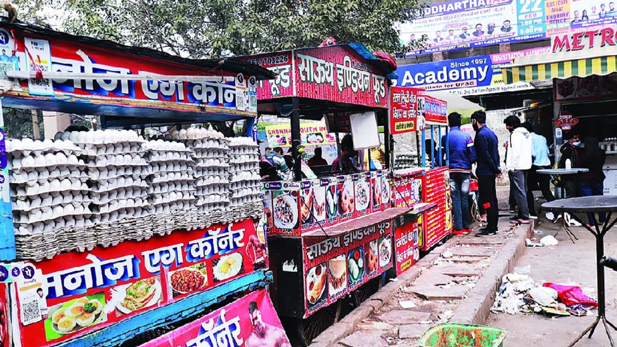 Some problems of students studying in DU living in Delhi