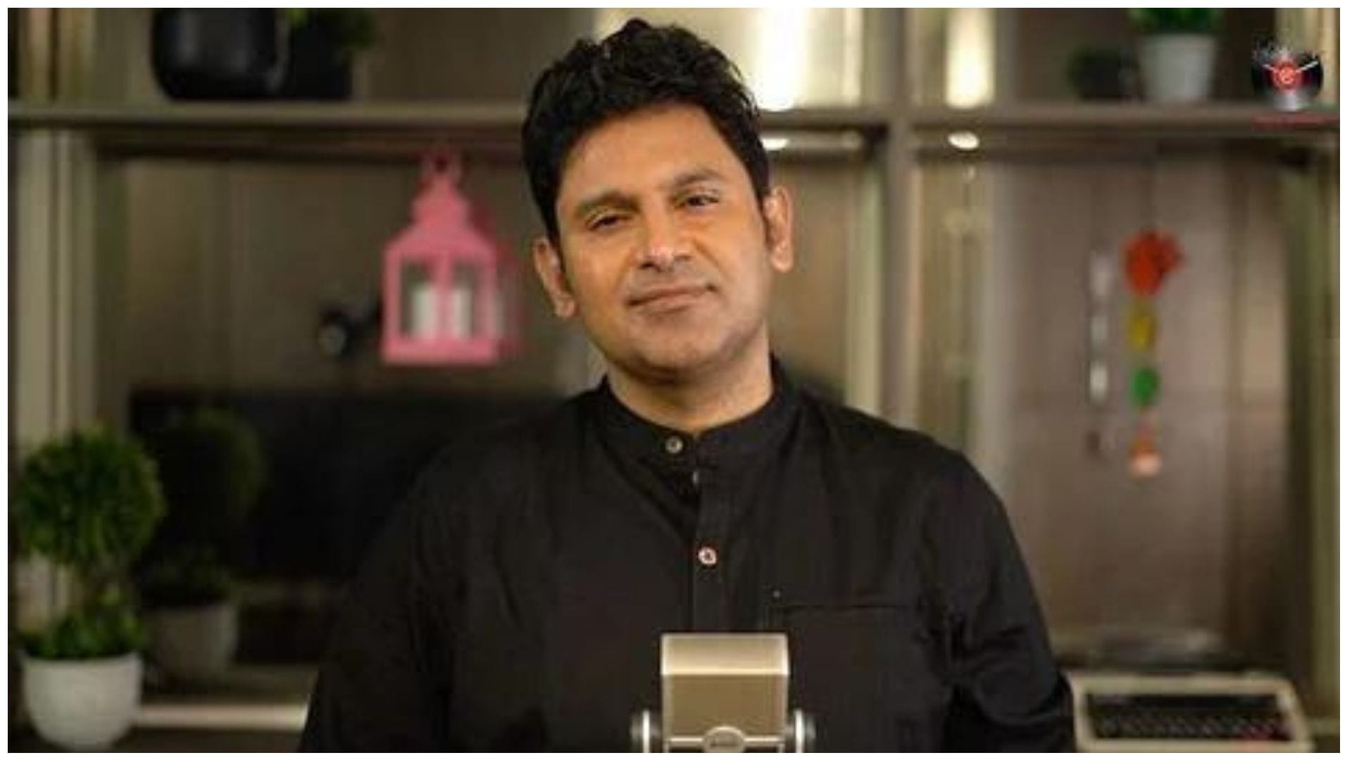 Adipurush Controversy Mumbai Police Provides Security to dialogue writer Manoj Muntashir
