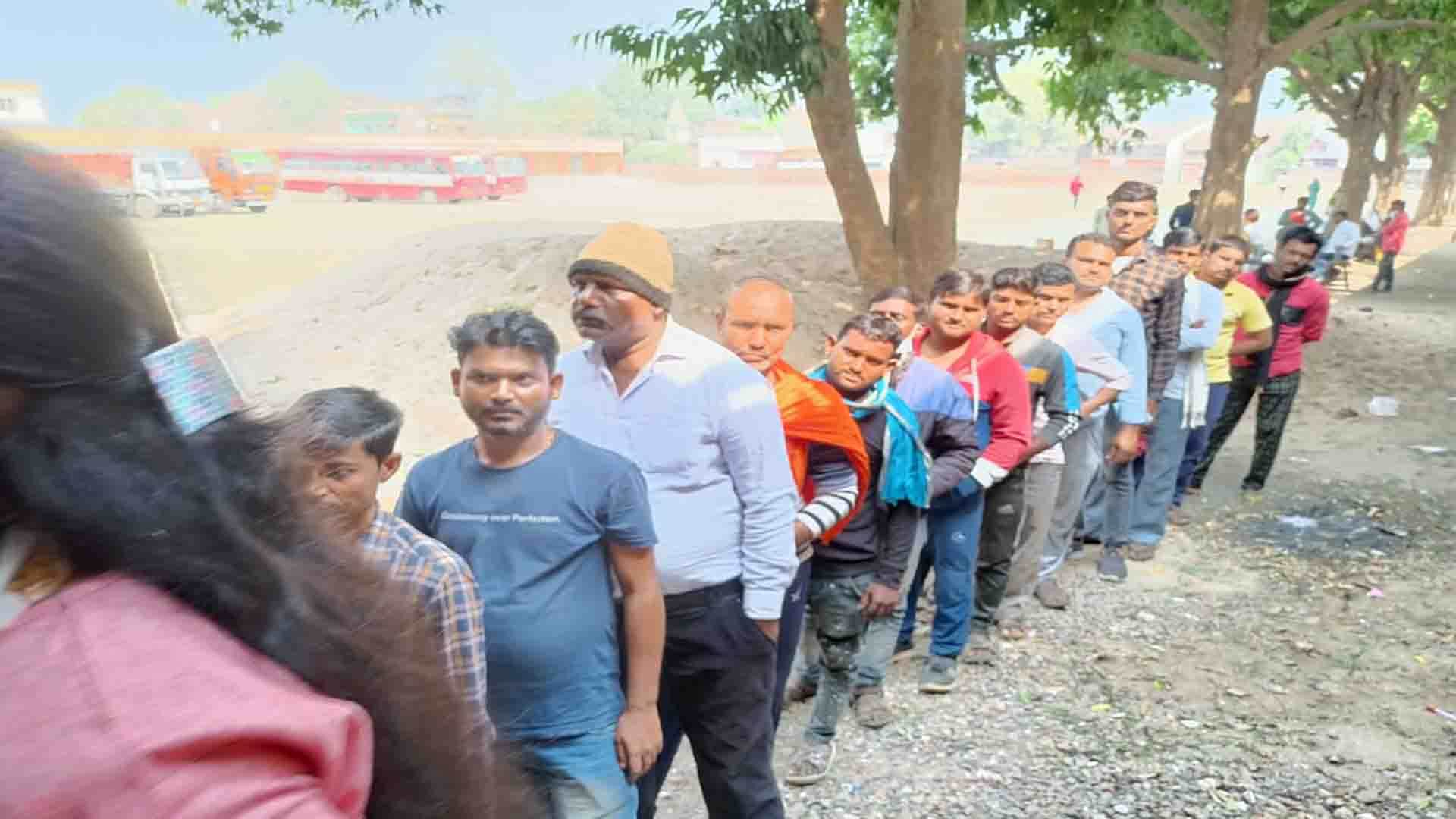 UP Chunav 2022 voting Phase 5, voting in two seats of Chitrakoot up
