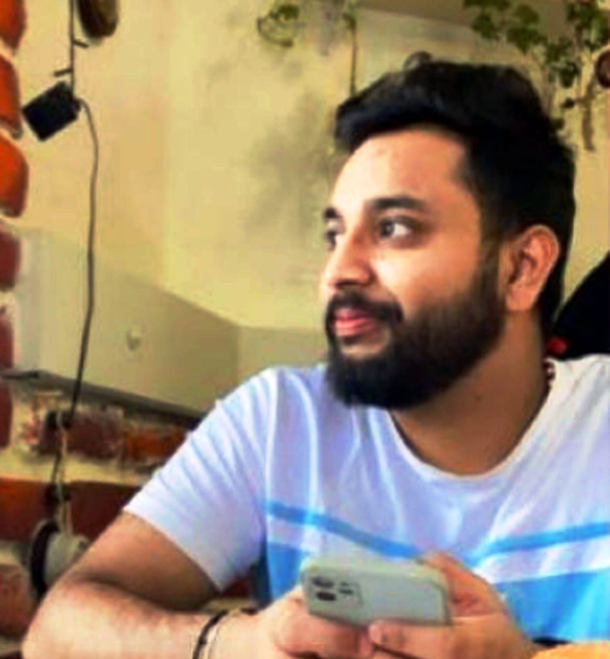 explosion all night, can't sleep, says mbbs students