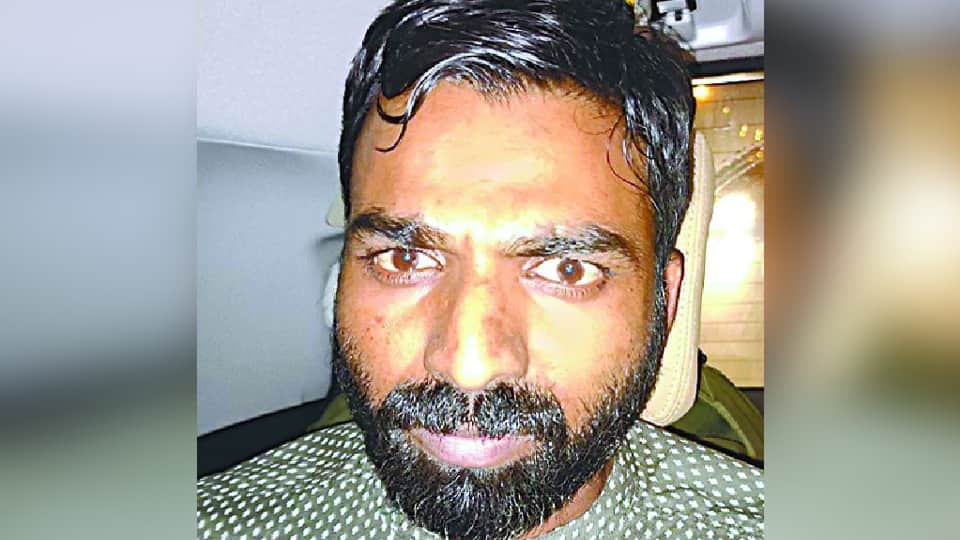 Manappuram gold robbery case main accused told the Agra Police don't behave like Vikas Dubey