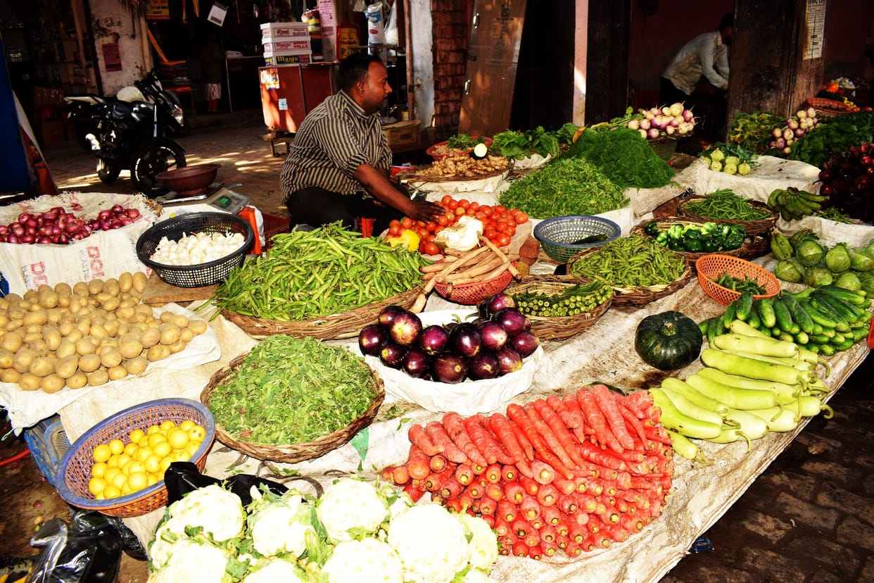 Prices of seasonal vegetables increased except potato-tomato