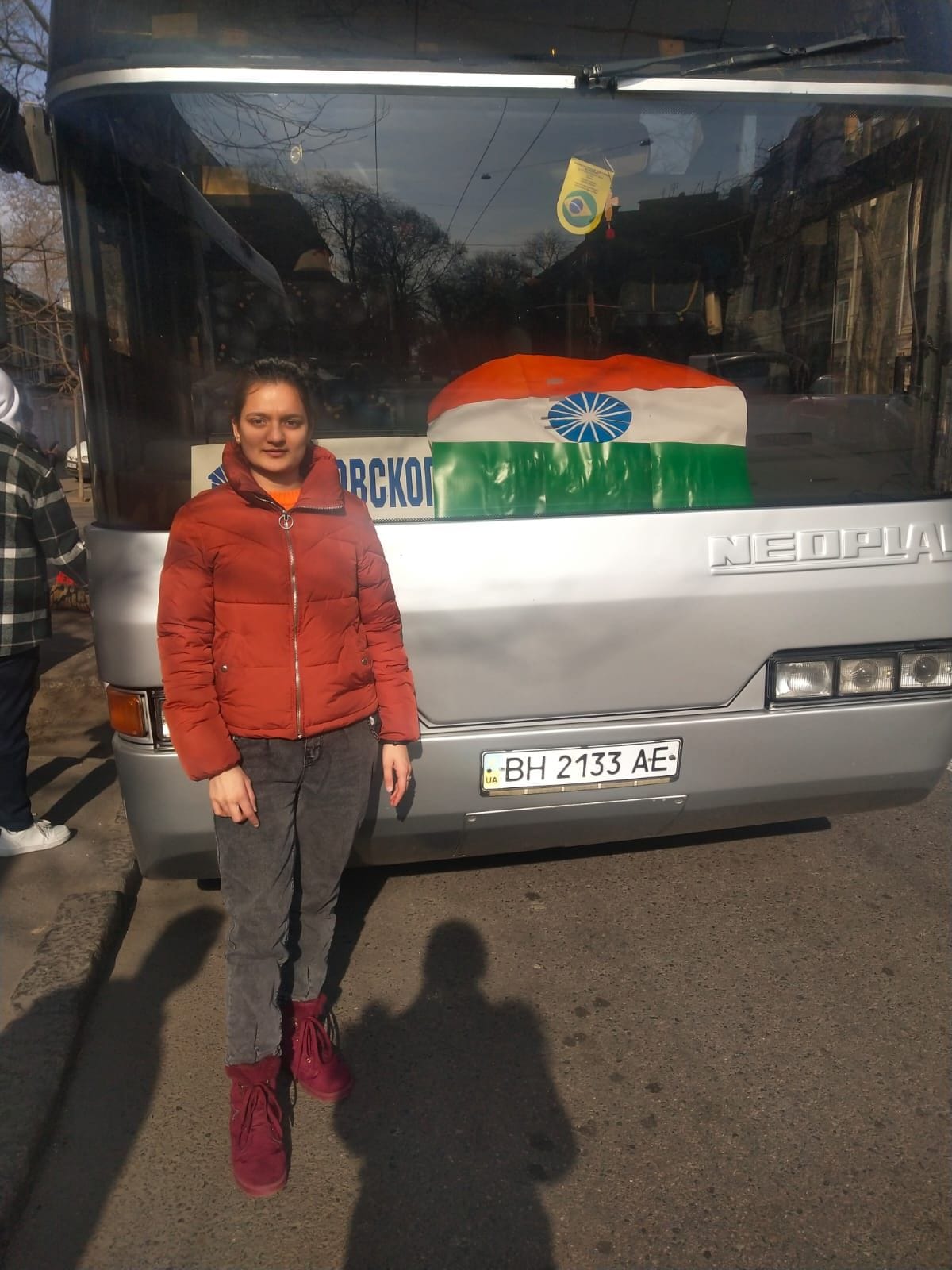 A team of 50 Indian students along with the students of Fatehabad left for Romania border after arranging a bus on their own.