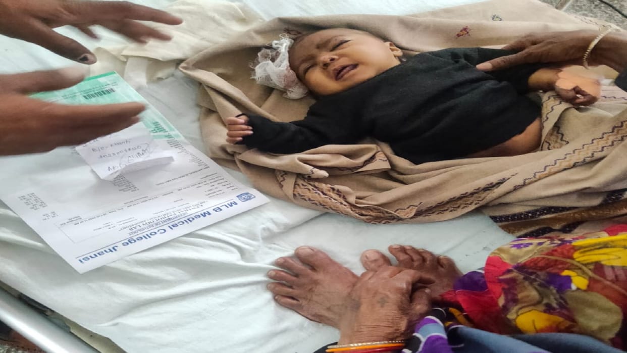 two-month-old girl child injured in a painful road accident also died mother-aunt died earlier speeding car hit bike