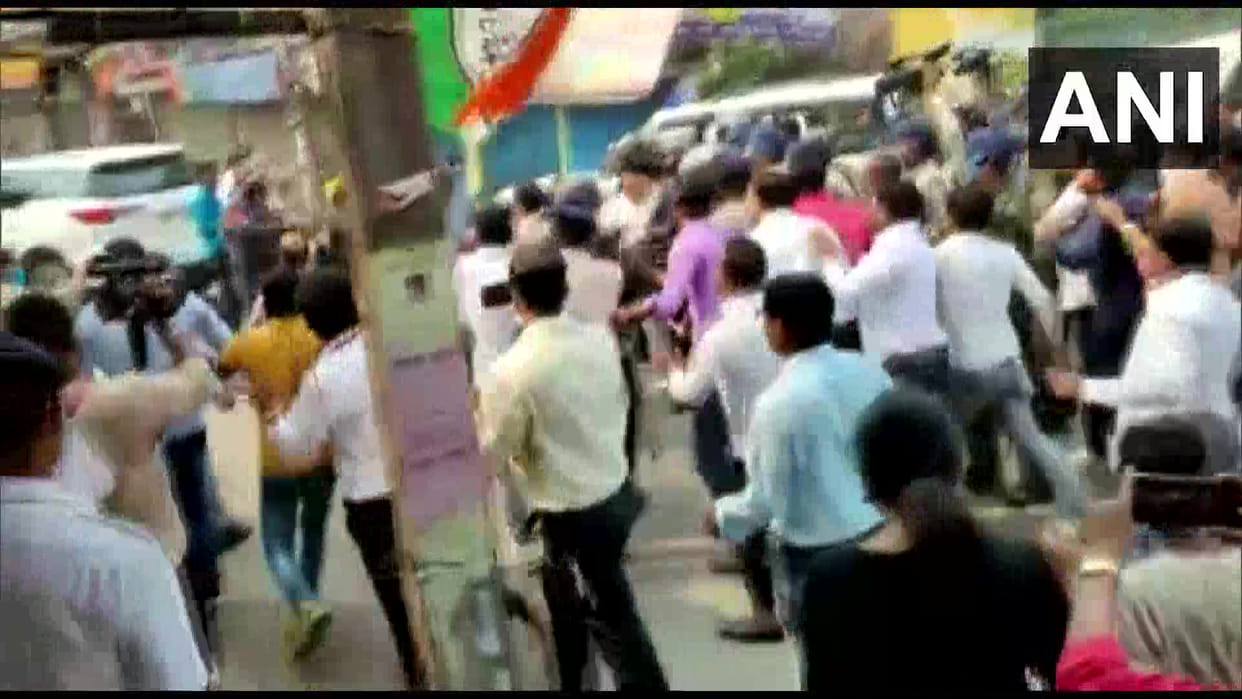 West Bengal: BJP accused TMC for burning their tent, clash broke between both the parties worker