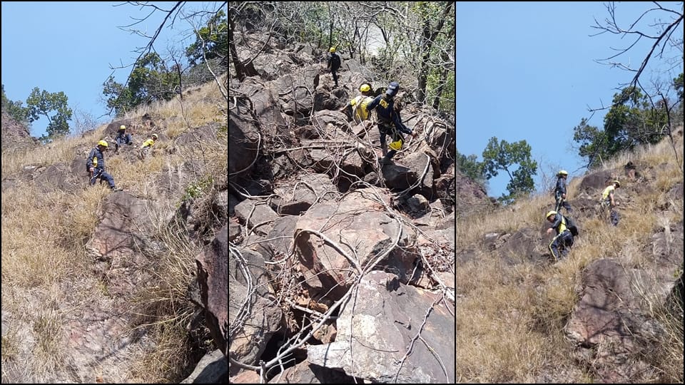 two tourists came to visit rishikesh from meerut lost the way in forest near neer village