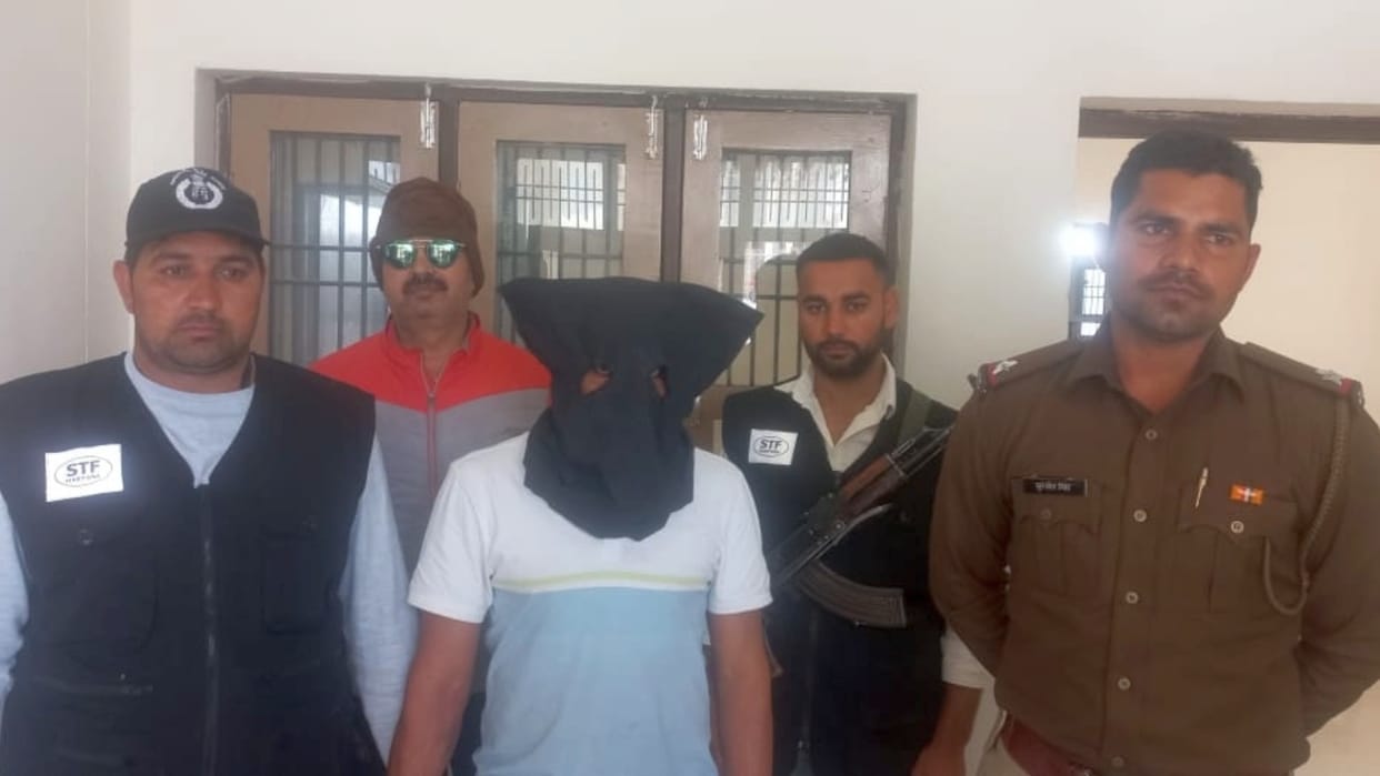 Sonipat STF has arrested main hacker and lab operator of paper solver gang