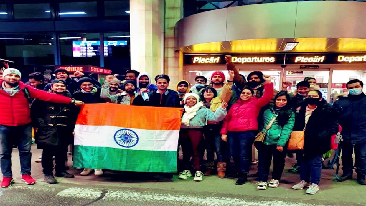 children return safely from ukraine parents happy to see at delhi airport many are waiting