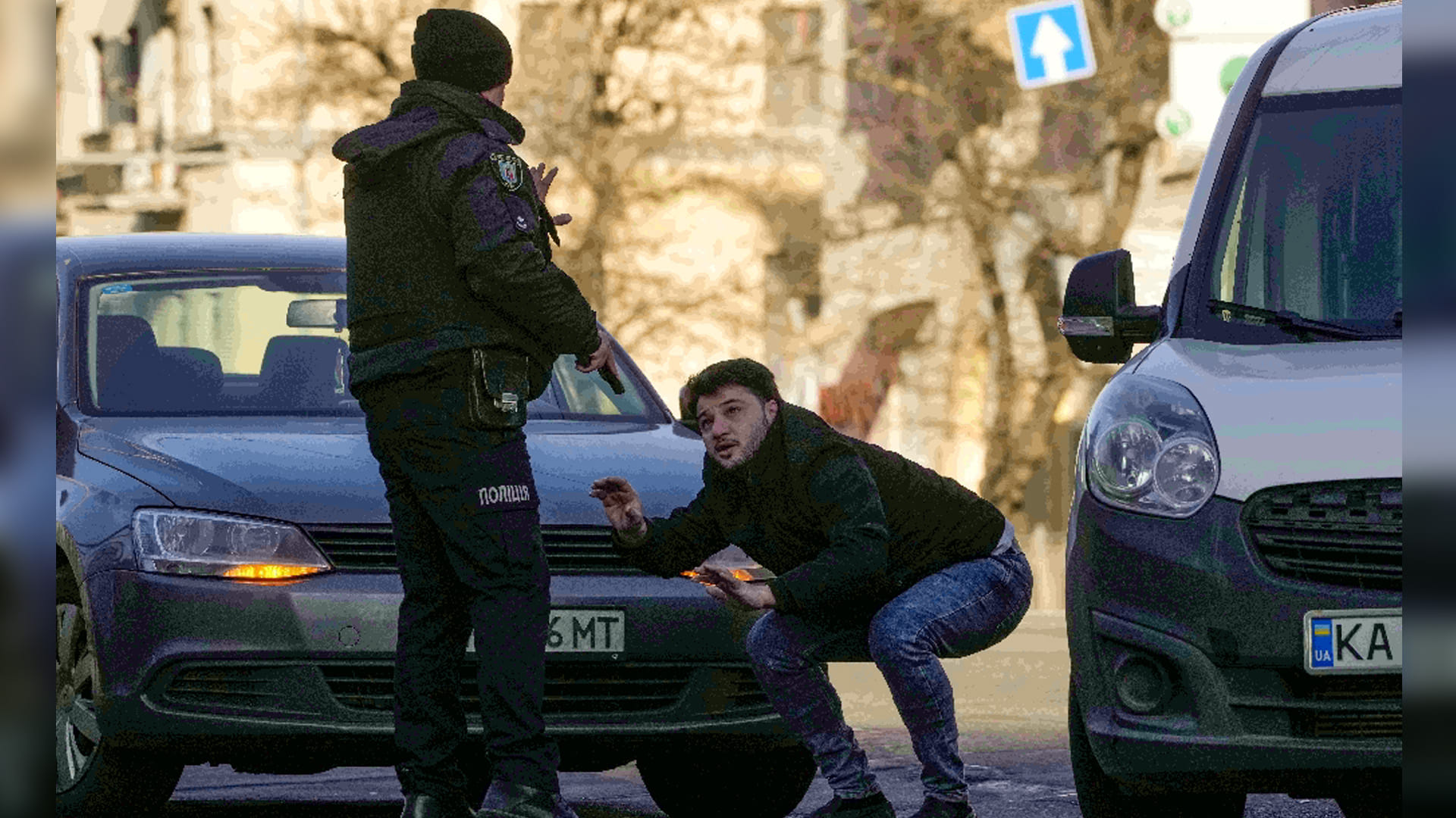 Russia attack on Ukraine continues missiles were also fired at residential buildings and people picked up rifles