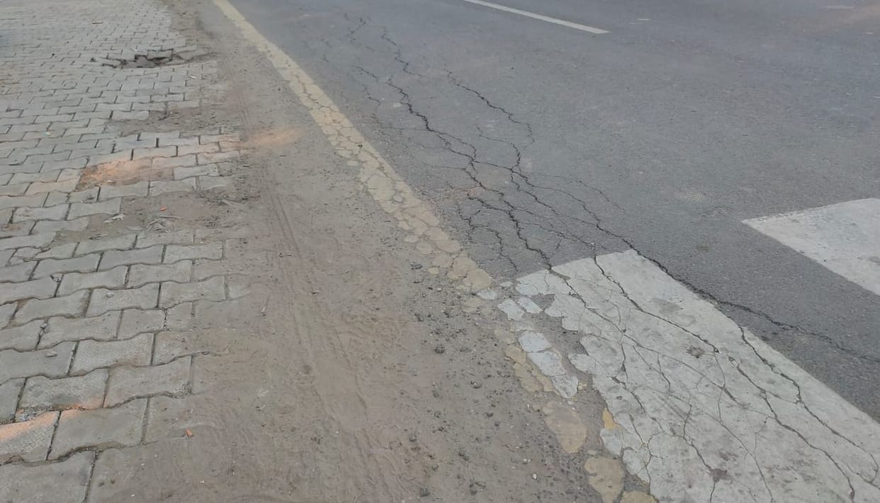 16 places patchwork in 500 meters of fourlane made of 1.91 crores