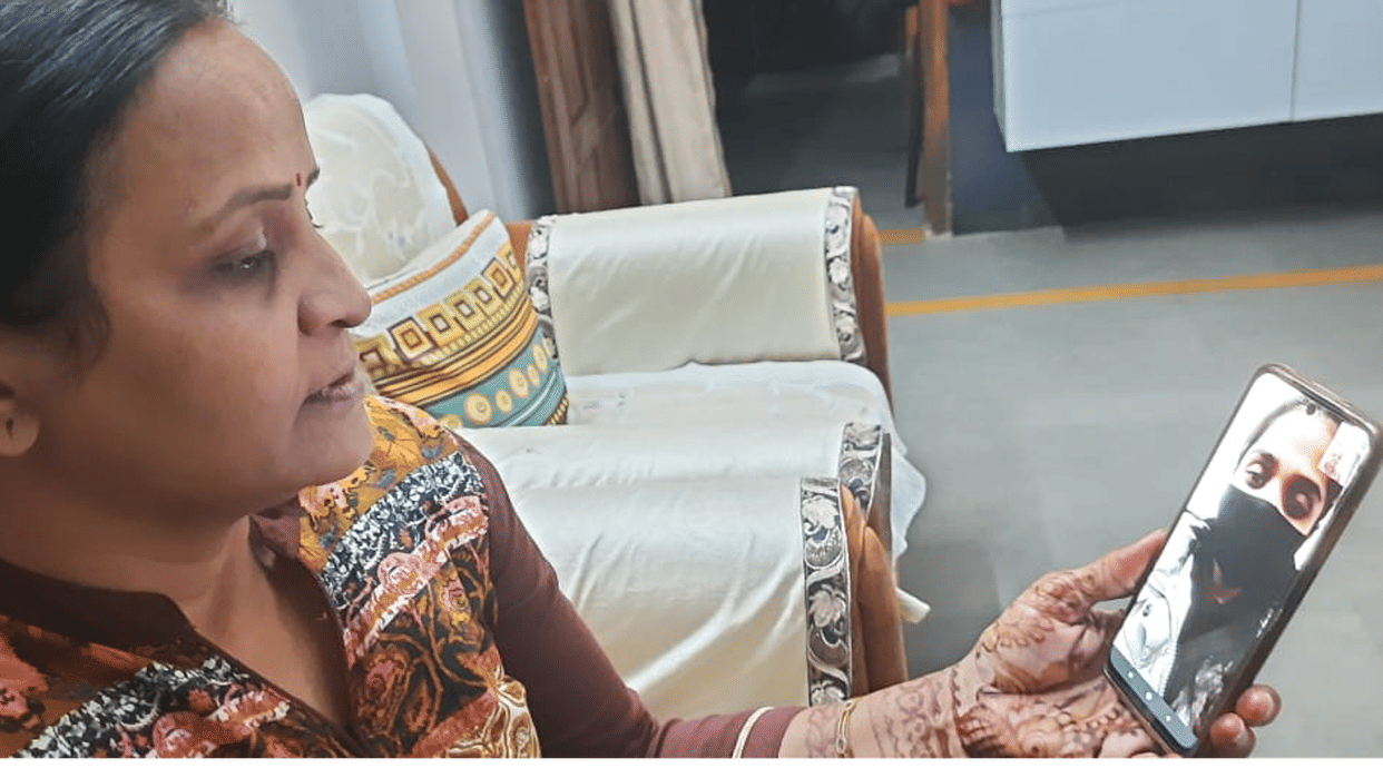 Khargone's daughter trapped in Kharkiv: Mother narrated her ordeal, said the girl was burning in high fever, forced to sleep through the night