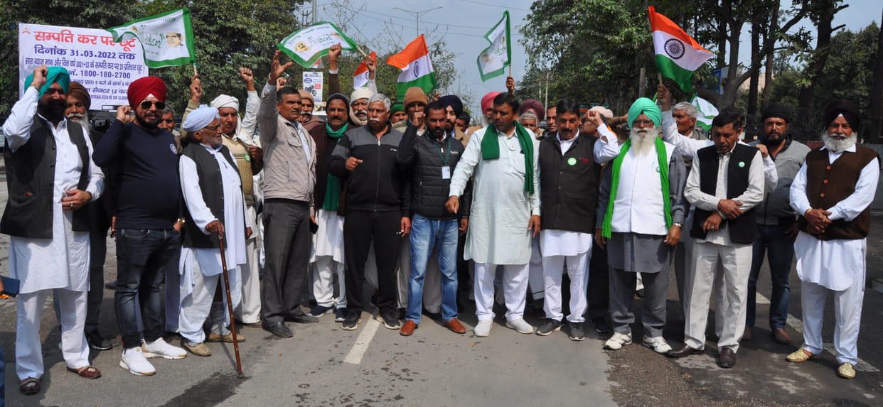 Farmers furious over the order of ban on ten year old diesel vehicles