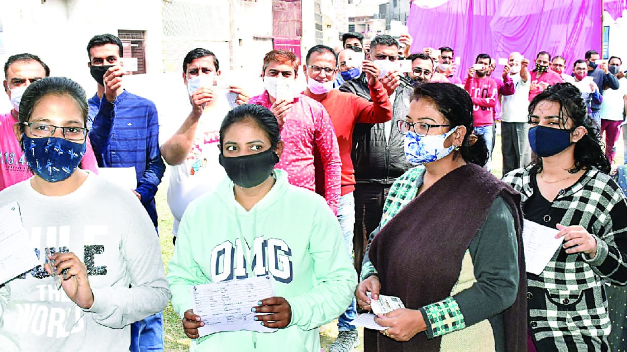UP Election 2022: BJP-SP clash on most seats in the fifth phase, triangular fight over many