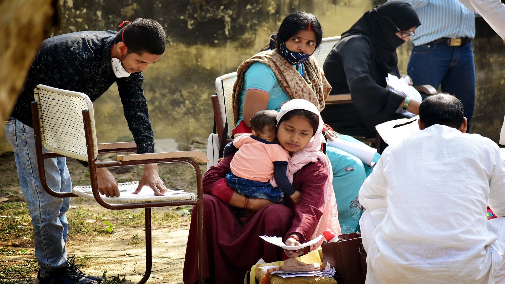 up election: Thousands of names missing from voter list, could not vote