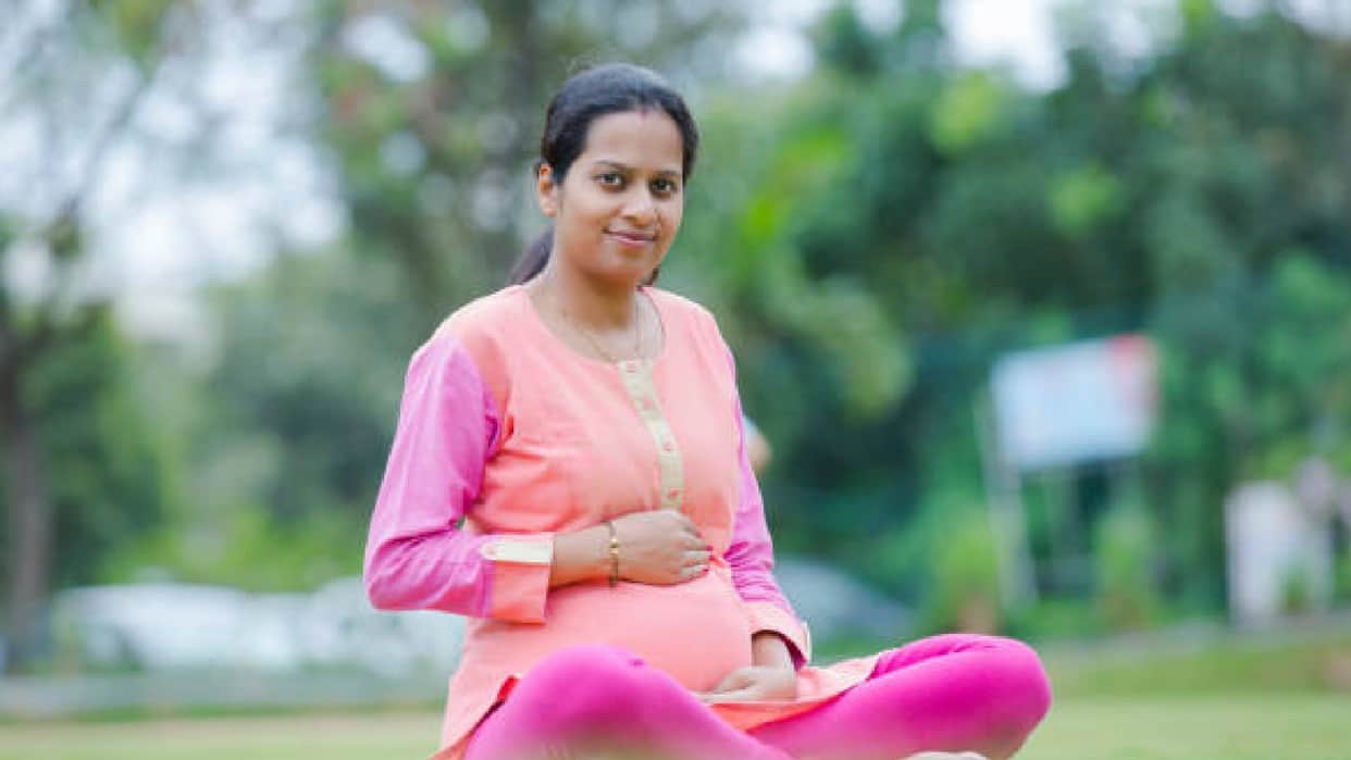 Pregnant Women Diet Chart Plan In Hindi What To Eat During Pregnancy For Healthy Child Delivery