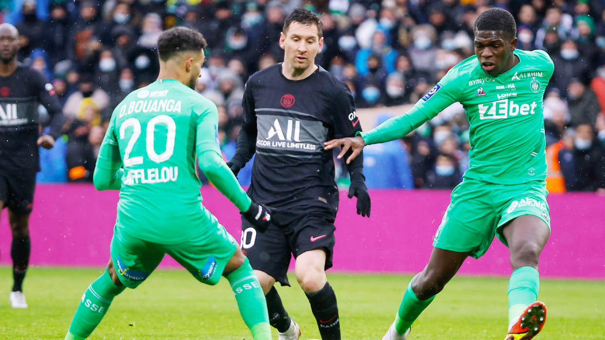 Ligue 1: PSG defeat St Etienne by 3-1, two goals from Kylian Mbappe, Lionel Messi also has a great game