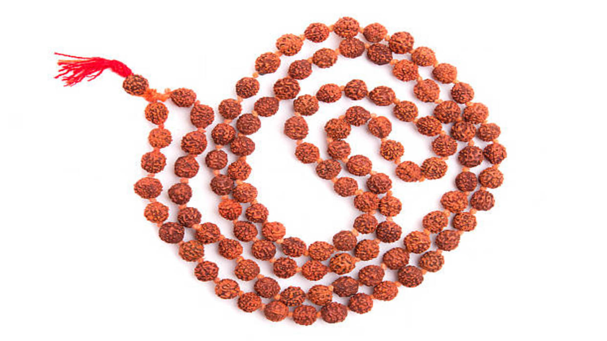 People and Those Times When Should Not Wear Rudraksha in Hindi