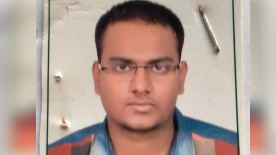 Russian soldiers helped Indian students by seeing the tricolor of Indian national flag