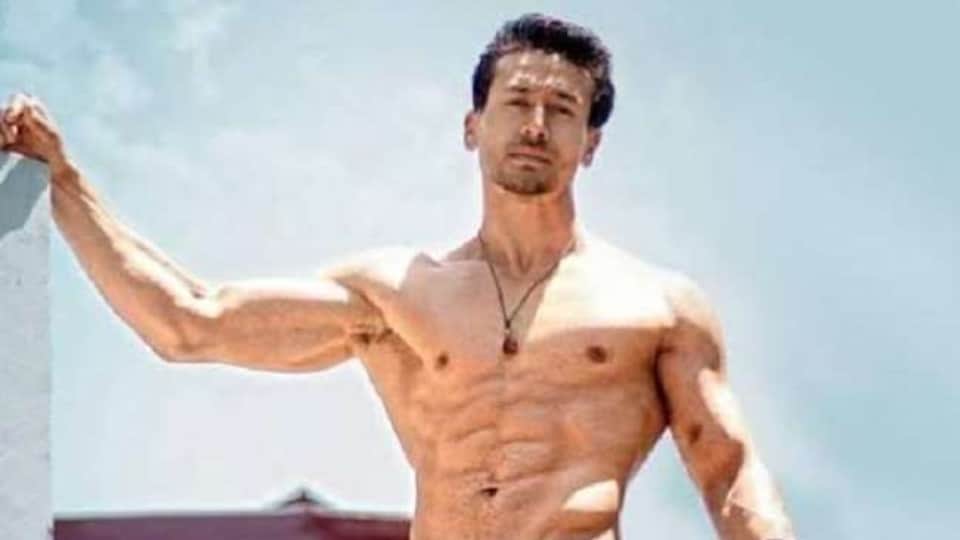 From Aamir Khan to Rajkumar Rao Bollywood actors who stripped naked on the screen, know the names of those films